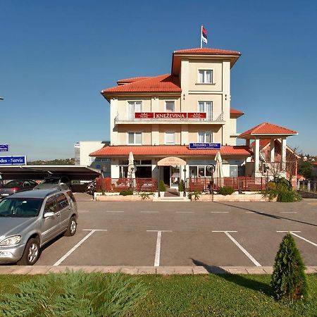 Hotel Knezevina Vranic  Ngoại thất bức ảnh
